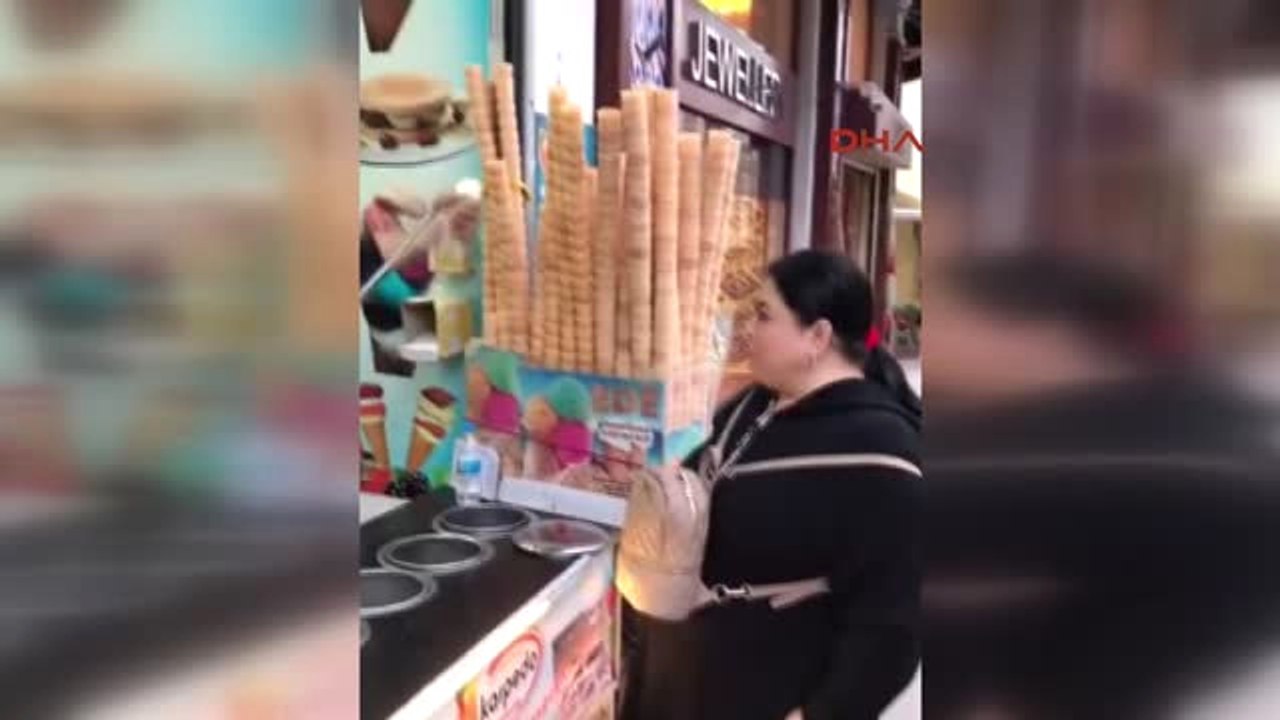 Kahramanmaraş-Maraş Dondurmacısı Kendi Şakasının Kurbanı Oldu