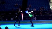Duel de sabres lasers aux mondiaux d'escrime ! Fans de Star Wars !