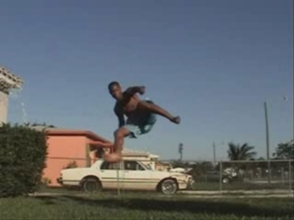 Manny Brown, sampler 3 bilang. TRICKING