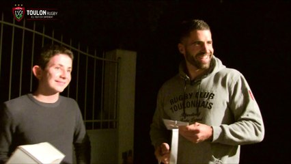 Calendrier de l'avent J18 : Sébastien Tillous-Borde livre un colis commandé sur RCTstore.com