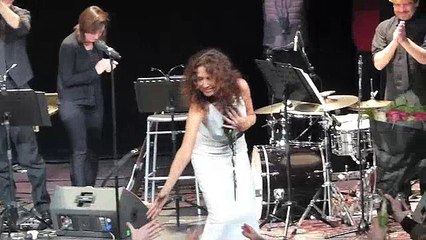 GIGLIOLA CINQUETTI A PARIS : FINAL