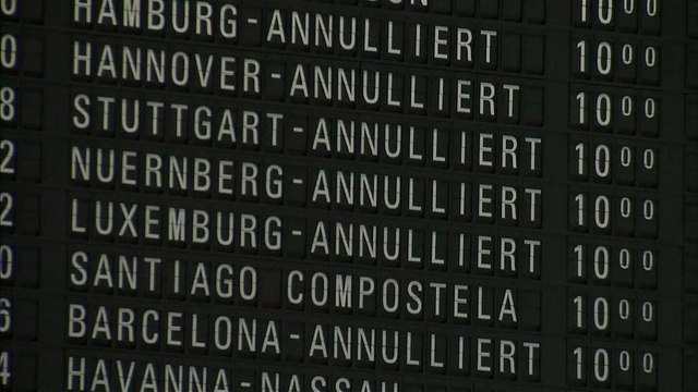 Снег парализовал аэропорт во Франкфурте