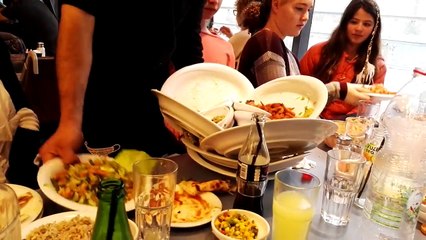 INSIDER THAILAND-The best waiter