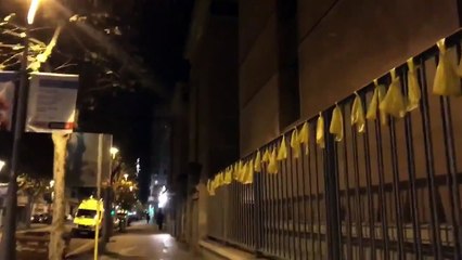 El Comité de Defensa de la Nación ha limpiado la basura que han dejado los separatistas en el Hospital Clinic(Barcelona)
