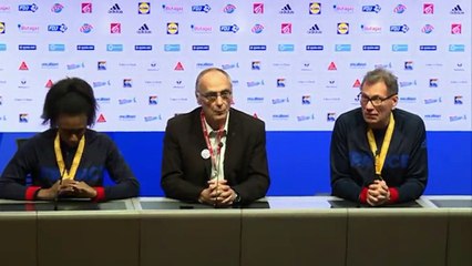 Handball : l'équipe de France féminine un peu trop représentée par des hommes