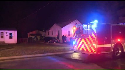 Neighbor Wakes Up Iowa Family to Save Them from Fire