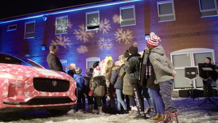 Anthony Joshua lights up Christmas for NSPCC children