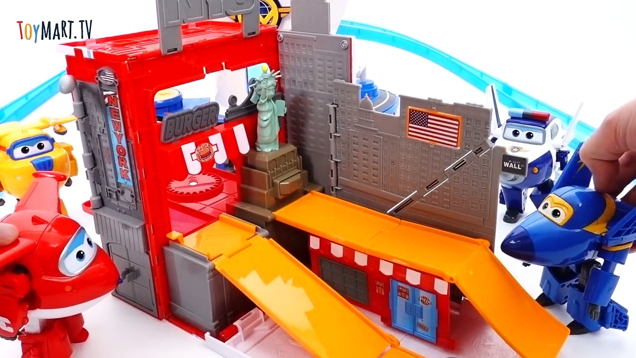 A Gift Has Arrived~! Super Wings Pack 'N Go New York Playset-yMxvONdwCys