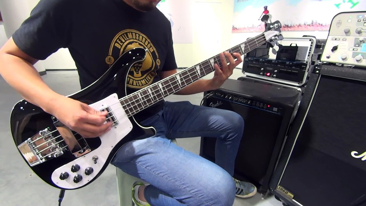 DCustomGuitar - Custom Jetglo 4003 Bass