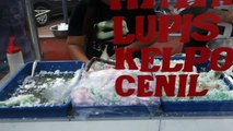 竹筒蒸し菓子☆indonesia Street Food インドネシア屋台(Putu Bambu)Lopis、Klepon、nayang、cenil-xN37QXUCeZg