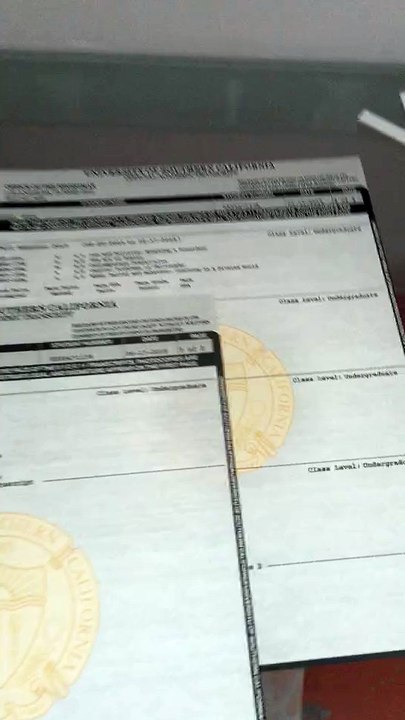 办理UCB,Berkeley美国毕业证,加州大学伯克利分校毕业证成绩单Q微875093404专业制作,美国假证毕业证成绩单，学位证使馆认证