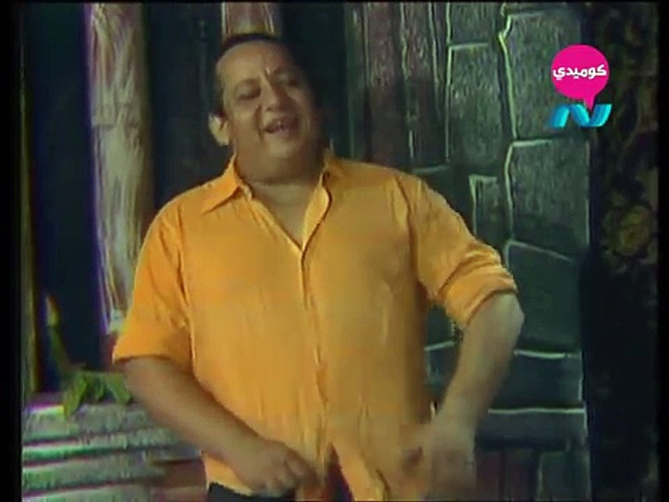 عالم ذرة.