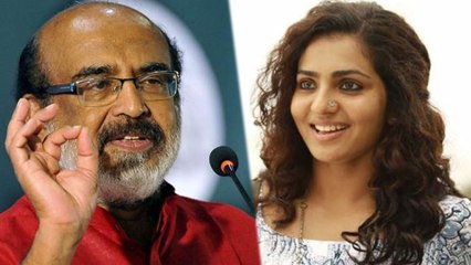 പാർവതിയെ പിന്തുണച്ച് മന്ത്രി, മന്ത്രിക്കും പൊങ്കാല | Oneindia Malayalam