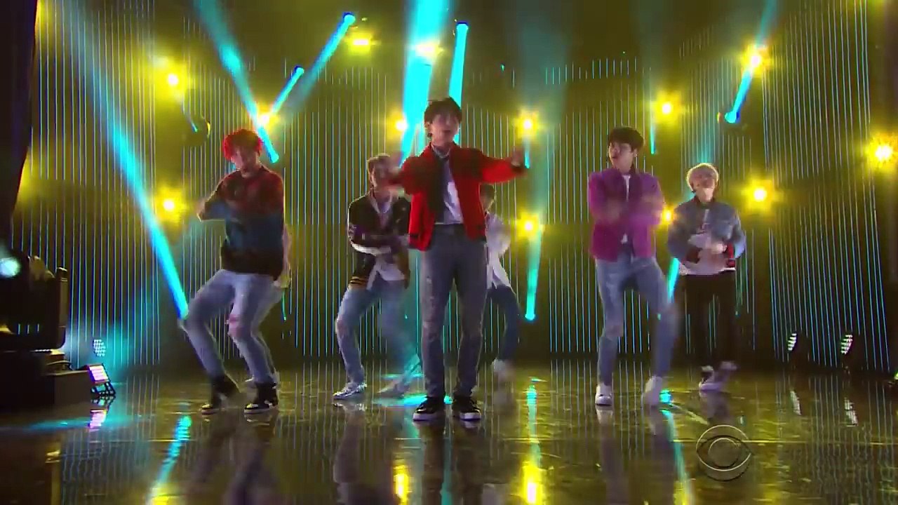 BTS - DNA-uaAkQEhO_Tk