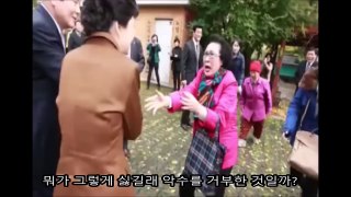 문재인 박근혜 차이점 세월호 유가족 국민을 대하는 문재인 손 문재인 악수 박근혜 악수 거절 차이 비교-sYjiKH9bndk