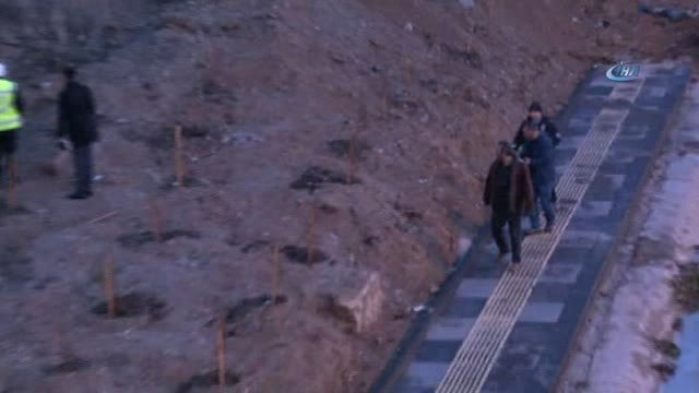 Ankara Emniyet Müdürlüğü: Şüpheli Şahsın Kovalamaca Esnasında Yapılan Uyarı Atışı Sırasında Bir...