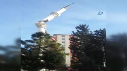 Pendik'te Minarenin Yıkım Anı Kamerada