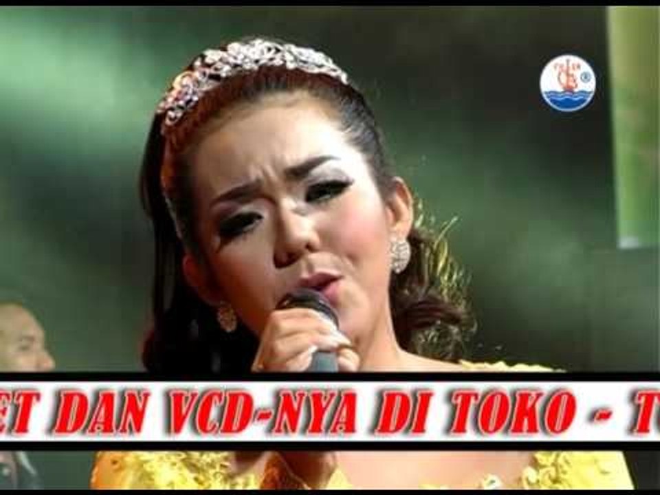 HUJAN DURI - Devi Aldiva