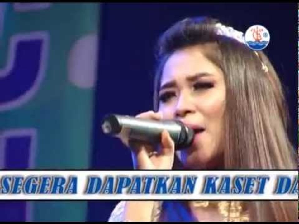 HIDUP DIANTARA DUA CINTA (SALEHO) - Tya Agustine