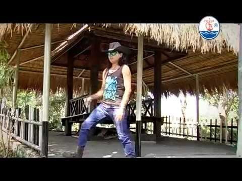 EDAN TAUN - Demy (OM. MUTIARA)