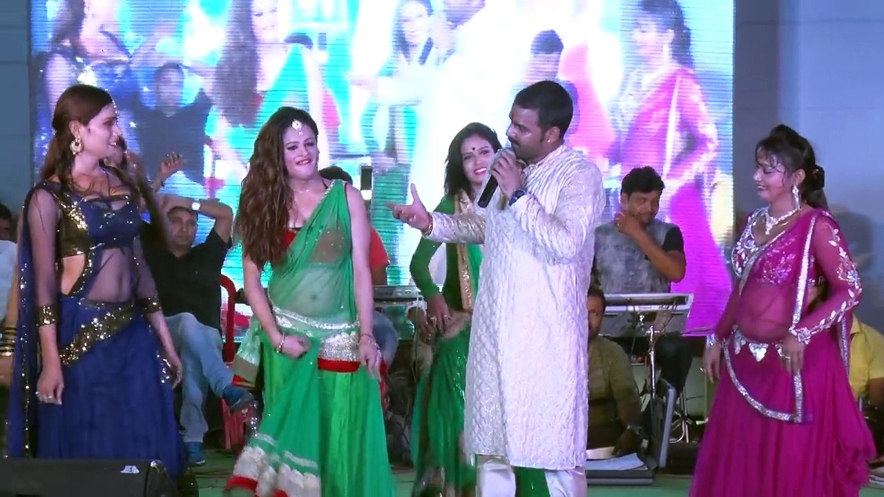 Pawan SIngh stage show p-2