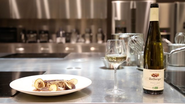 Accords mets et vins : foie gras poêlé et Alsace demi-sec
