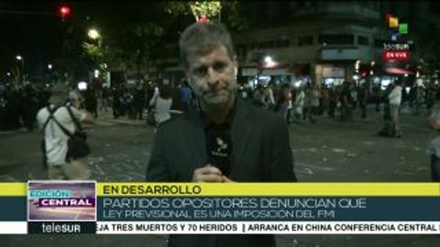 Argentinos siguen rechazando reforma previsional pese a represión
