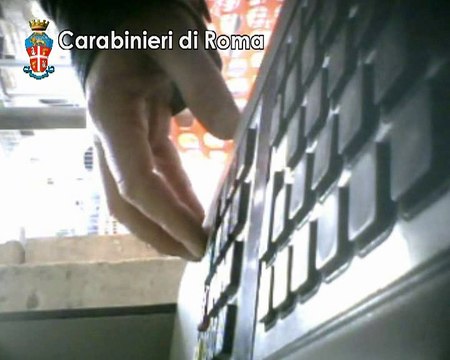 Natale sicuro, allerta dei carabinieri per i prelievi bancomat 1