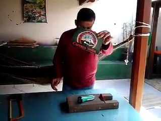 Solução caseira para quem é pobre e não tem farou de milha no carro