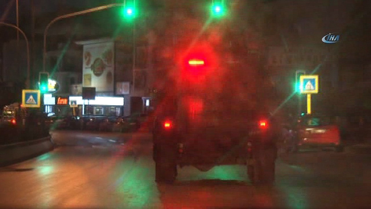 Ankara Emniyet Müdürlüğü: 'Şüpheli şahsın kovalamaca esnasında  yapılan uyarı atışı sırasında bir personelimiz kazaen vurularak şehit oldu'