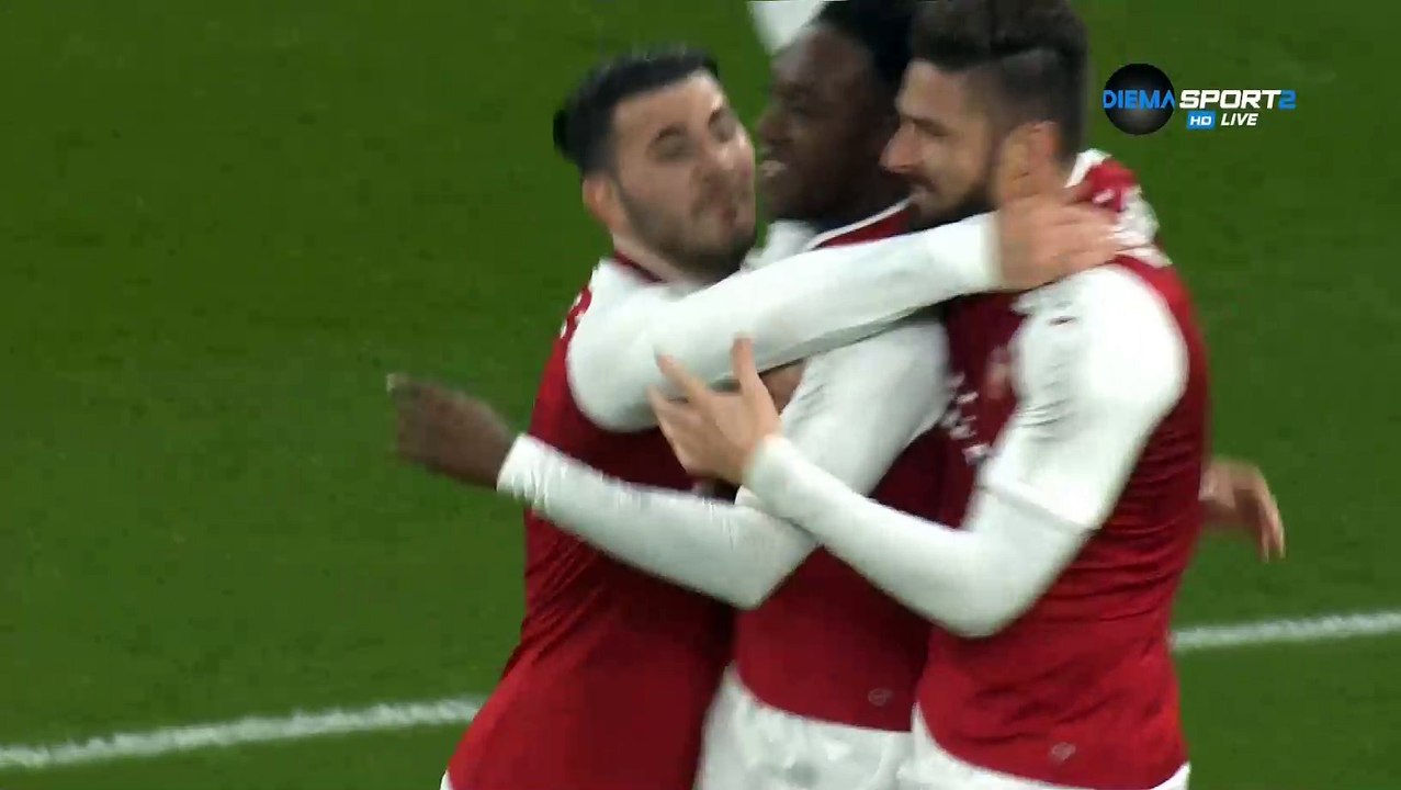 Danny Welbeck Goal - Arsenal 1-0 West Ham 19-12-2017