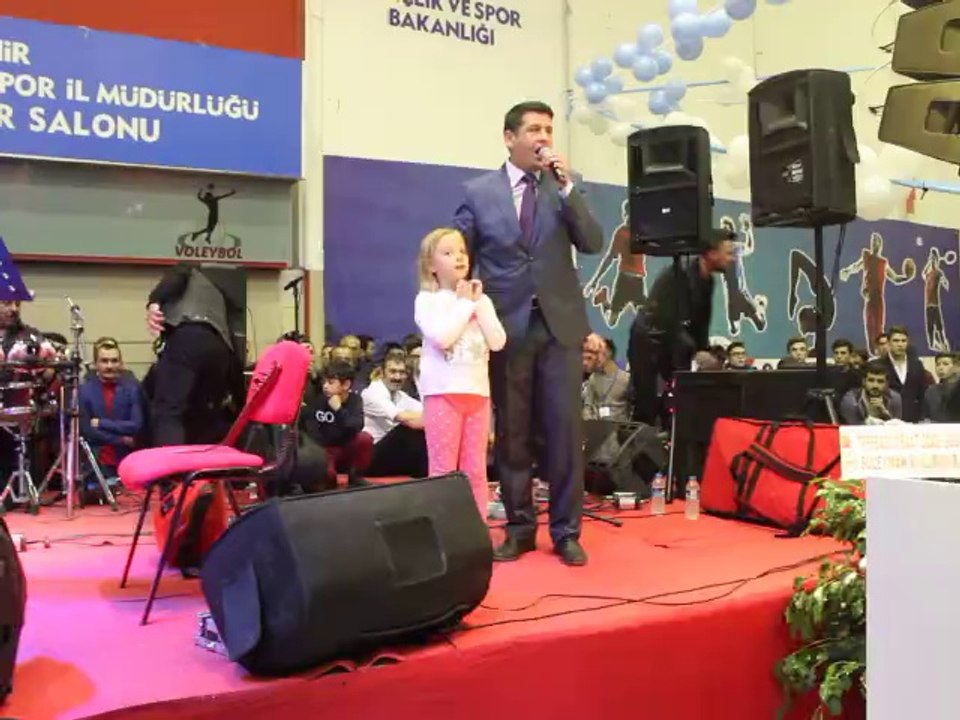 Etkinliğimizde Minik Asena'mızdan muhteşem Ülkücü yemini.