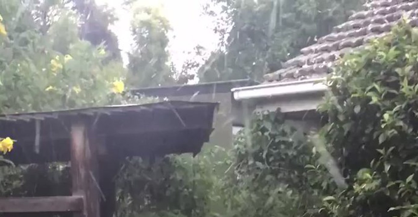Intense Hailstorm Hits Melbourne Suburbs