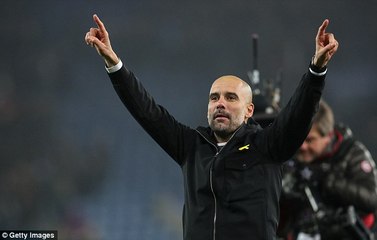 Man City : Pep Guardiola fête la victoire avec les fans