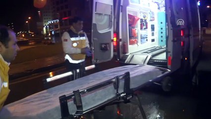 Bıçak yarasıyla araç kullanıp polislerden yardım istedi - ADANA