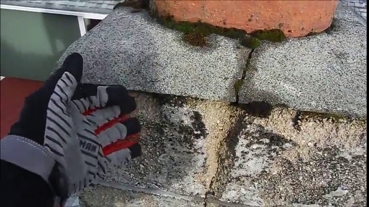 Seattle Home Inspector Roof Looks Good From Ground But Not On Top