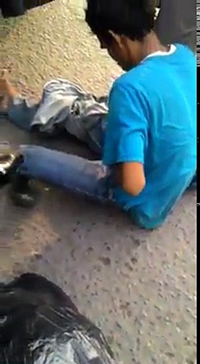 clever desi begger