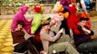 Sesame Street Puppeteers Explain How They Control Their Puppets | WIRED