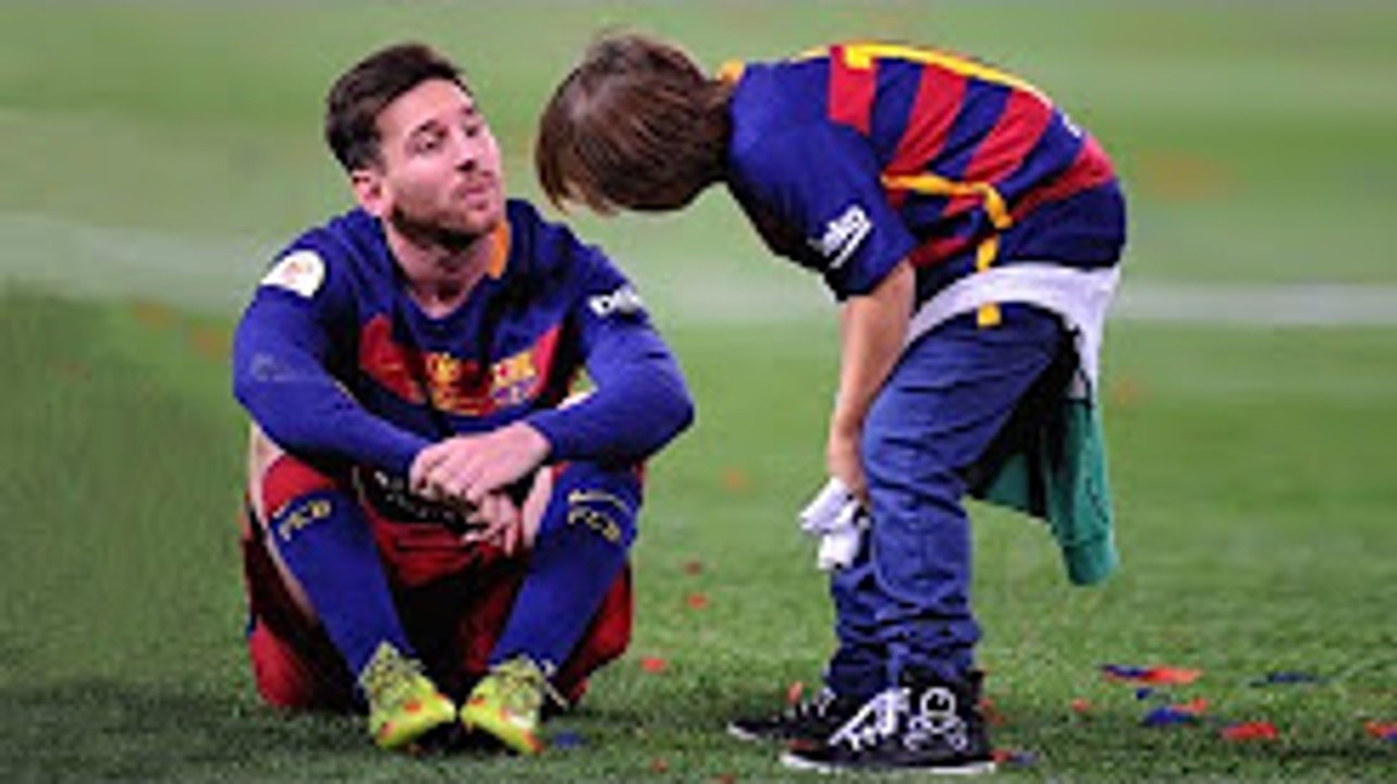 Lionel Messi #RESPECT Moments ● HD