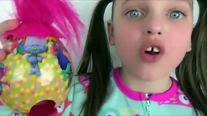 Messy Cake In Face Easter Candy Toy Freaks Family Annabelle Victoria