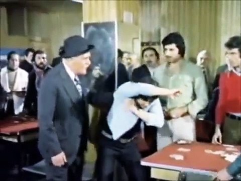 Hulusi Kentmen Dayağı