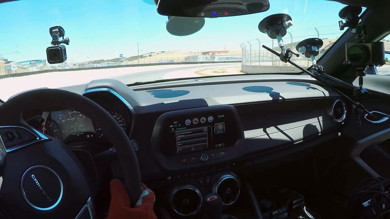Picking the 2016 Motor Trend Best Driver's Car_clip25