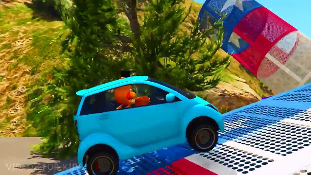 تعلم ألوان سيارات صغيره ث الكرتون سبايدرمان للأطفال في السيارات الملونة للأطفال والقوافي الحضانة