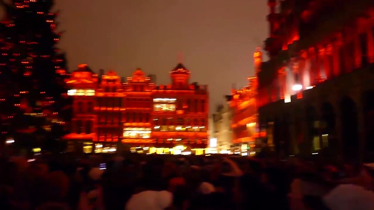 Plaisirs d'hiver : 6.000 personnes ont assisté au spectacle sur la Grand-Place