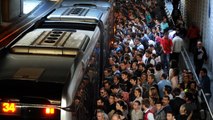 Metrobüste Yeni Dönem! Güven Timleri Görev Başında: İlk Gün, İlk Gözaltı