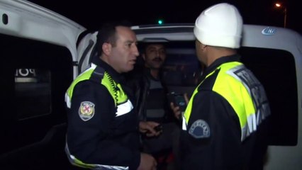 Üçüncü Kez Alkollü Yakalanan Sürücü: "Vatan haini miyiz? Ben de Askerlik Yaptım "
