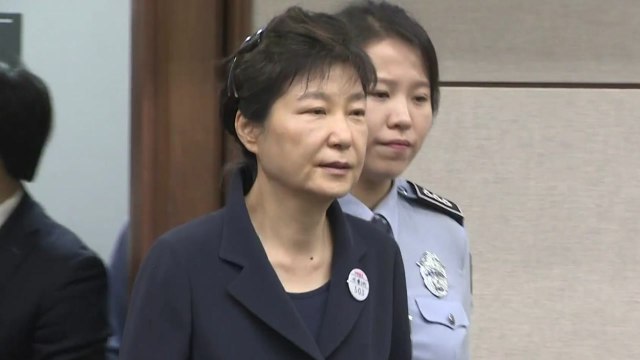 검찰, '국정원 자금 상납' 의혹 박근혜 前 대통령 모레 소환 통보 / YTN