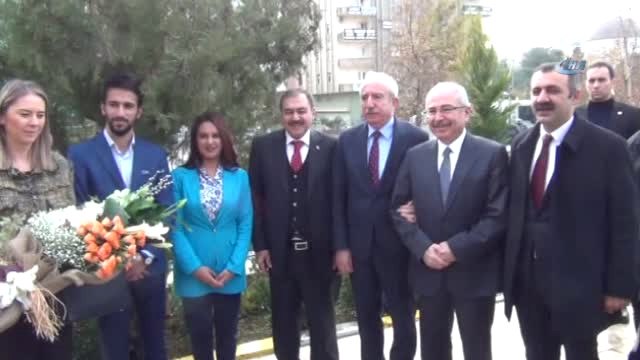 Orman ve Su İşleri Bakanı Prof. Dr. Veysel Eroğlu: Tarlasına Damlama ve Yağmurlama Borusu...