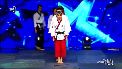 Tepebaşı Tekvando Demo Team'in tekvando gösterisi - Yetenek Sizsiniz