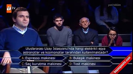 Görme engelli yarışmacı izleyenleri ekrana kilitledi!